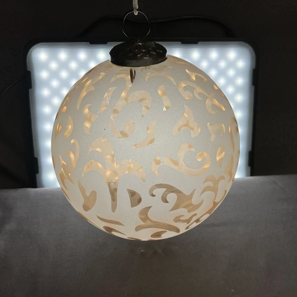 Large Swirls Frosted Glass Ornament Bulb /‎ Swirls / With Beaded Hanger